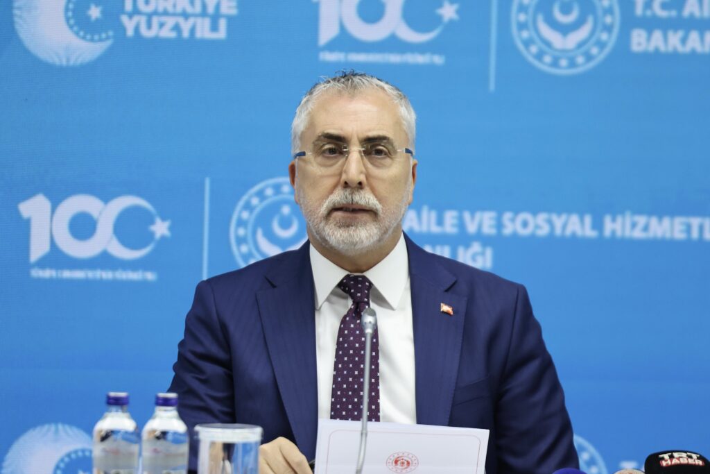 Bakan Işıkhan: Deprem bölgesi istihdamı için tüm imkânları seferber ettik – Birlik Haber Ajansı